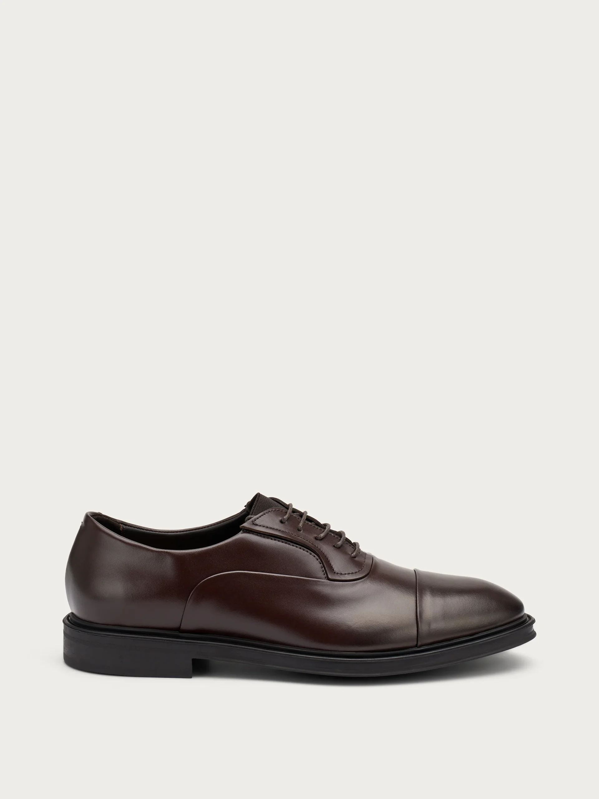 Allacciata oxford elegante in pelle - immagine 2